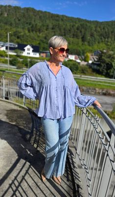 Hovedbilde  ROMA BLOUSE (G001) ONE SIZE - Blue jeans - ca . ...
