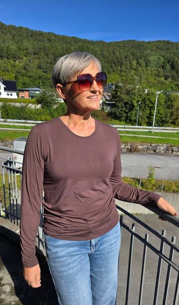 Secret Long Sleeve – Round Neck - brown