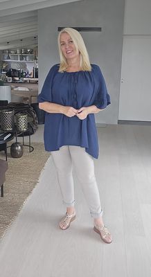 Hovedbilde MATERA BLOUSE ( ezm25302 )  – NAVY BLUE