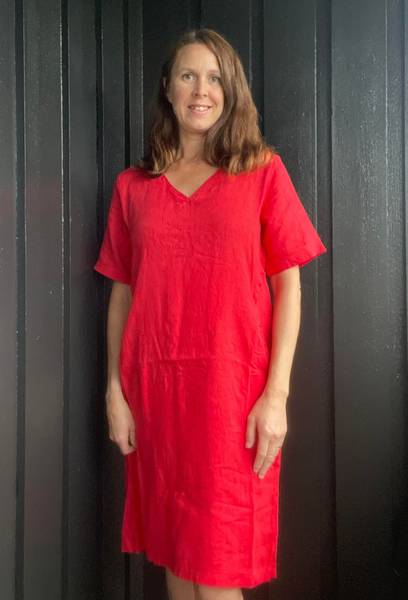 NELLY V-NECK  - SECRET RED 1- kun s 