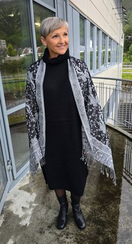 Hovedbilde Indira Scarf (F60) - Black & White