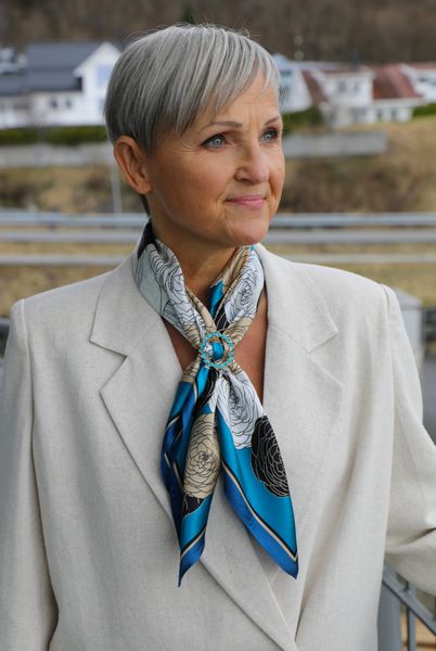 ZELIE SILK SCARF (rs13 ) – BLUE, CREAM & BEIGE