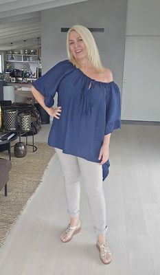 Hovedbilde MATERA BLOUSE ( ezm25302 )  – NAVY BLUE