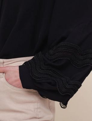 Hovedbilde Saga Blouse ( 8585-3205) - Black - ca.25 august ...