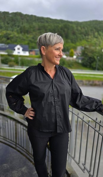 Josie Blouse (9685-3004) - Black 