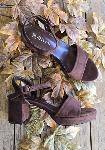 Calista Heel ( y10-23 ) – Coffee