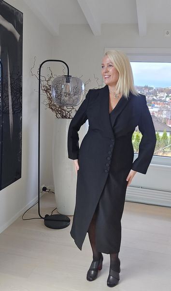 CHARLIZE SMOKING DRESS - black 