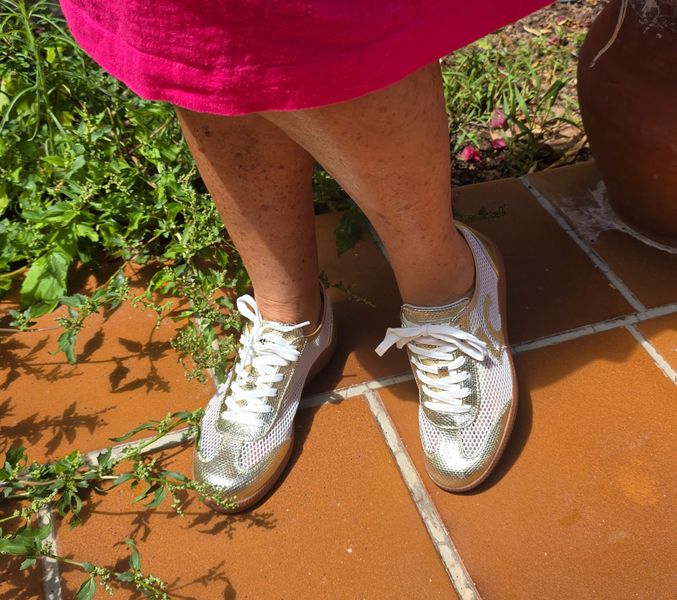 Mesh trainers with metallic details ( LS2505014.10M ) - gold