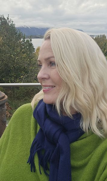 ESSENZA ELIDA SCARF – 100 % CASHMERE - navy blue