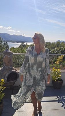 Hovedbilde Cielle IW Long Dress -Green Illuminating Florals 