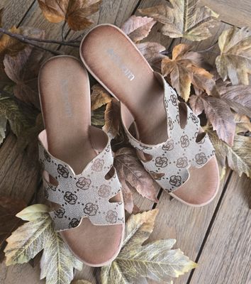 Hovedbilde Verona Heel (123321 ) – Khaki