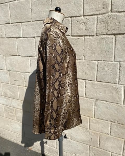 SAVA SNAKE SHIRT (711) - Taupe - ca 25. august levering