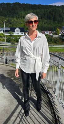 Hovedbilde Velisse Shirt (6809) White - ca 25. august ...