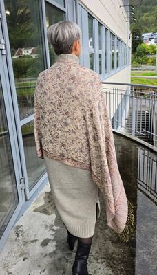 Hovedbilde Nayara Scarf (U01-A) - Dusty Rose