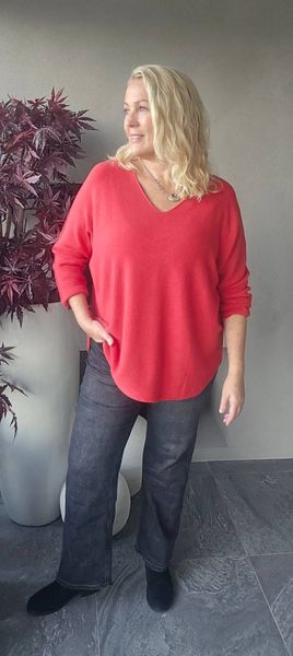 ALLEGRA V-NECK KNIT W/ SCARF ( ny8213F ) - red ( bringeb&aelig;rr&oslash;d )