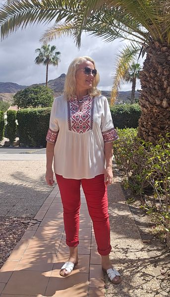 CAPRI BLOUSE ( br45 ) – WHITE & RED