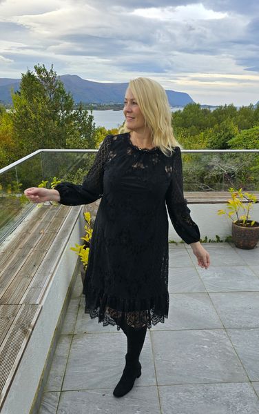 Thalia Lace Dress - black 