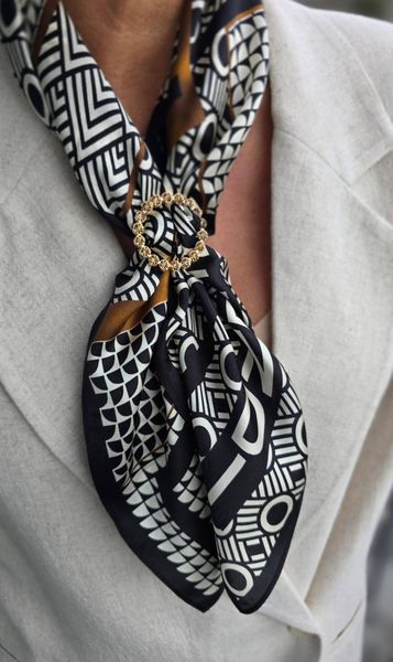 ZELIE SILK SCARF (rs08) – BLACK, CREAM & GOLD