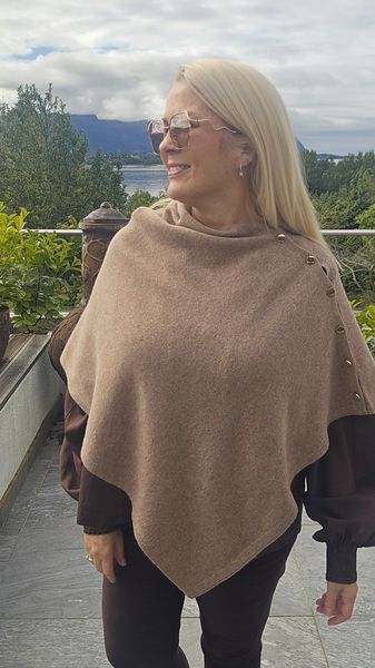 ESSENZA KIRA PONCHO (100 % Merinoull) – Oatmeal