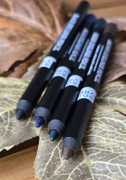 EYELINER PENCIL ( kajal ) - Soivre Cosmetics 